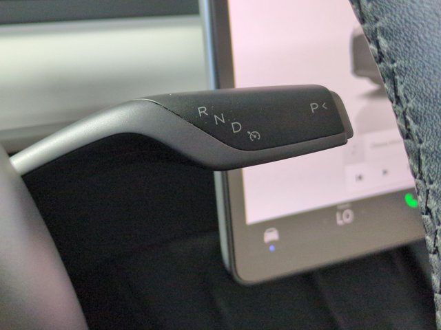 Used 2023 Tesla Model Y Long Range AWD/4WD image 12