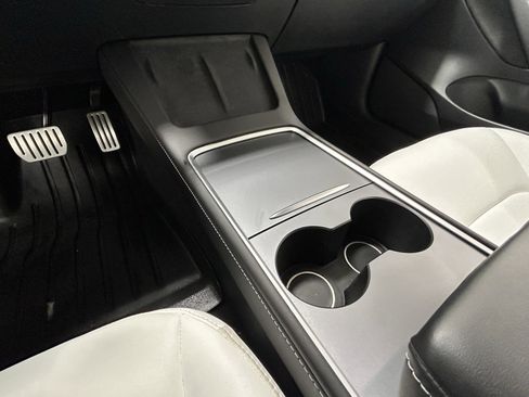 Used 2023 Tesla Model 3 Performance image 22