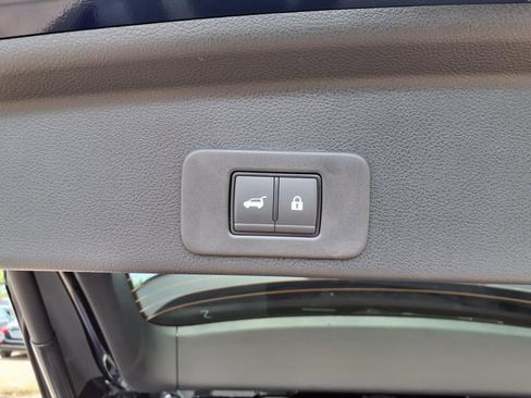 New 2025 Nissan Murano SL w/ Cargo Package AWD/4WD image 9