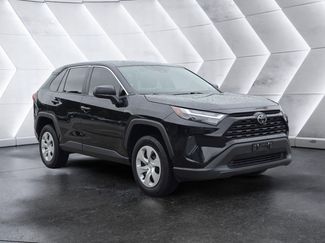 Used 2024 Toyota RAV4 LE FWD video 1