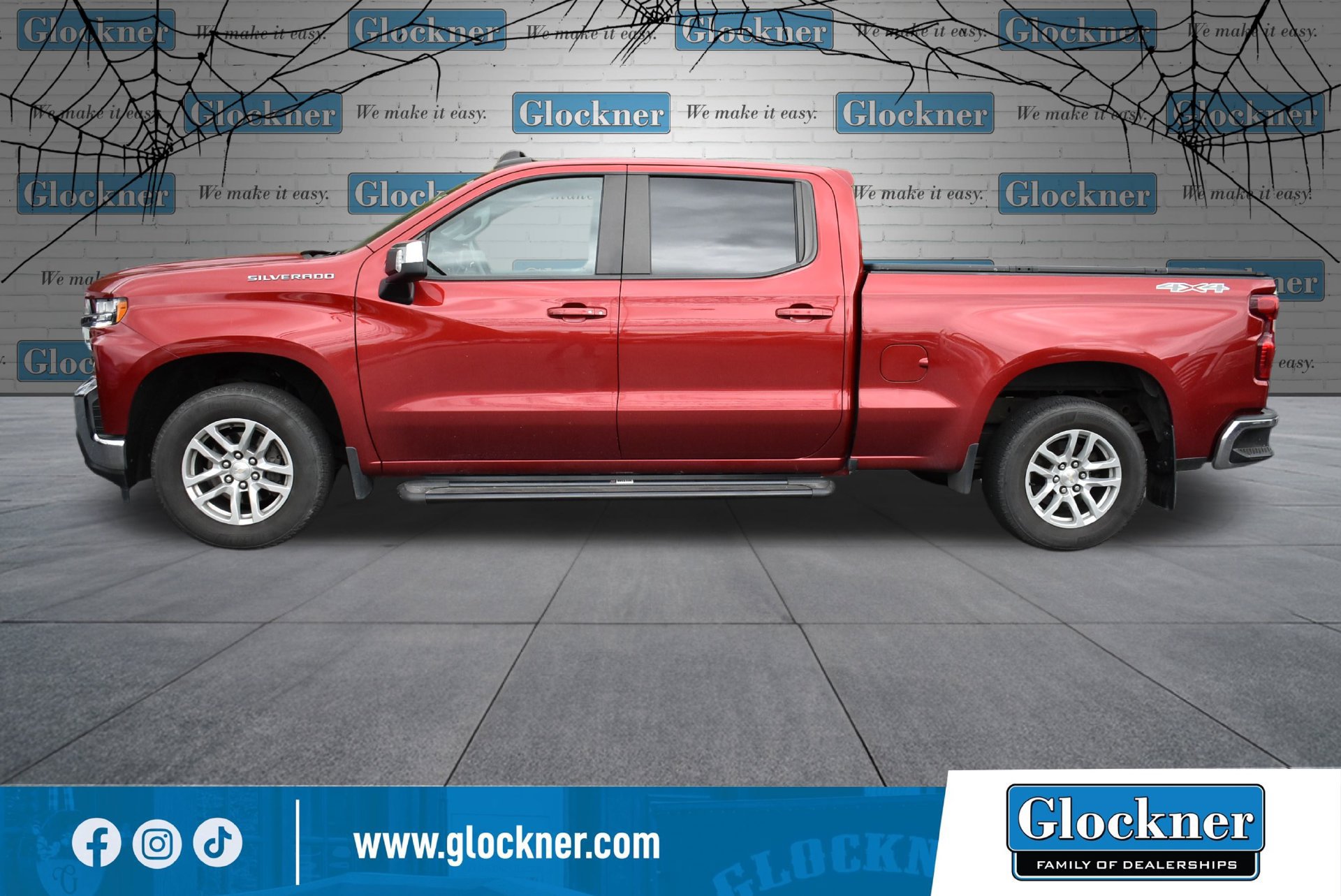 Used 2021 Chevrolet Silverado 1500 LT w/ Convenience Package II AWD/4WD image 4