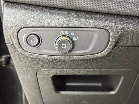 Used 2024 Chevrolet TrailBlazer LS w/ LS Convenience Package image 10