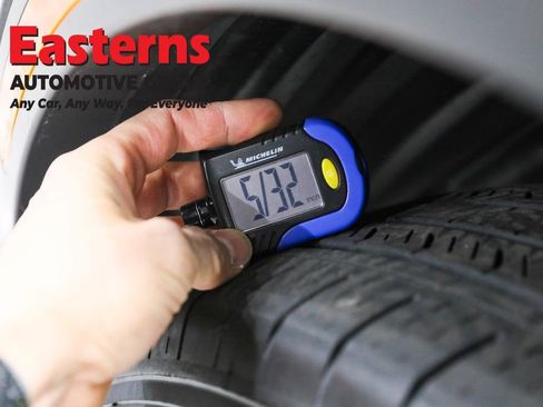 Used 2025 Mitsubishi Outlander ES image 28