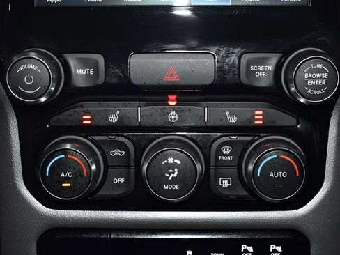 Used 2022 RAM 1500 Big Horn AWD/4WD image 25