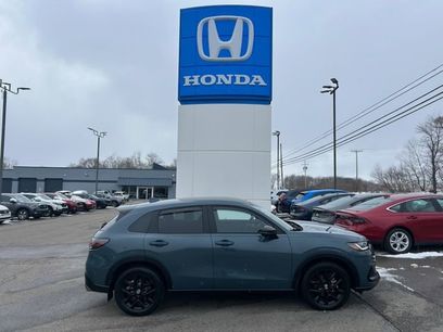 Used 2025 Honda HR-V Sport