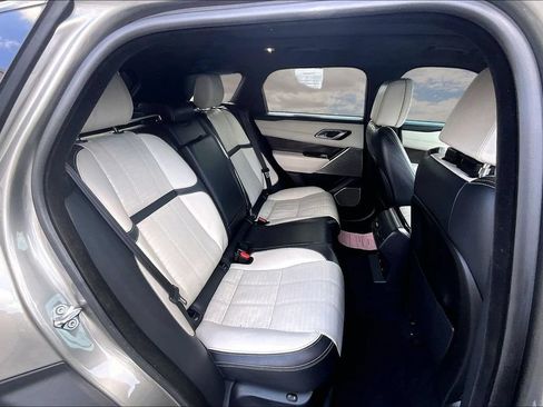 Used 2018 Land Rover Range Rover Velar AWD/4WD image 25
