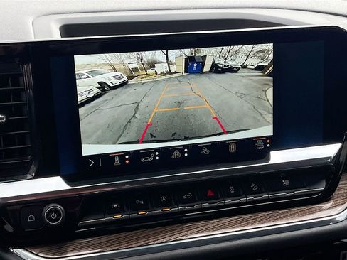 Used 2024 Chevrolet Silverado 1500 LT Trail Boss w/ Convenience Package II image 14