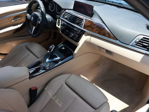 Used 2016 BMW 340i Sedan RWD image 21