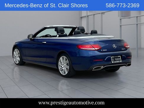 Used 2017 Mercedes-Benz C 300 4MATIC Cabriolet image 4