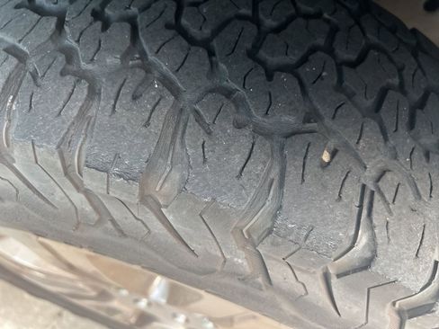 Used 2011 Ford F150 Platinum AWD/4WD image 6