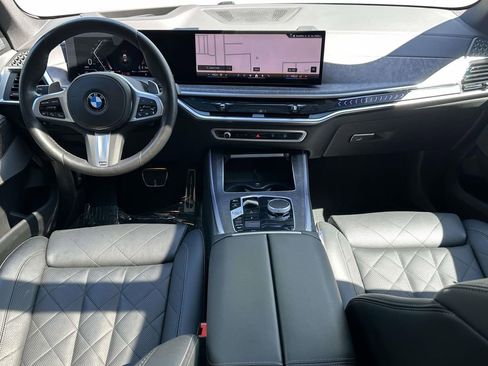 Used 2025 BMW X5 xDrive40i AWD/4WD image 14