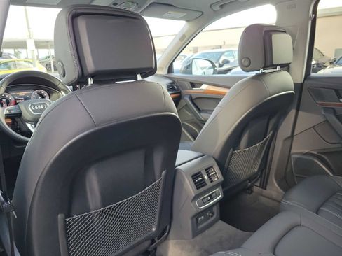 Certified 2023 Audi Q5 2.0T Premium Plus w/ Premium Plus Package AWD/4WD image 16