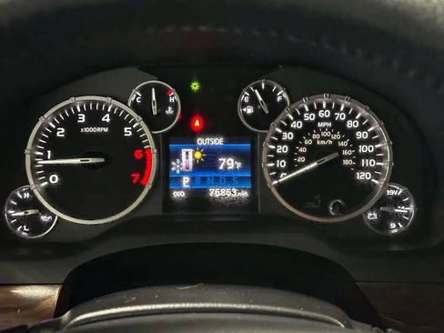 Used 2014 Toyota Tundra Limited w/ Limited Premium Package AWD/4WD image 26