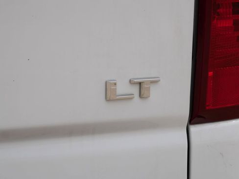 Used 2023 Chevrolet Silverado 2500 LT w/ Convenience Package AWD/4WD image 9