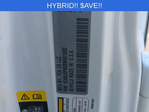 Used 2025 Jeep Wrangler Unlimited Sahara image 34