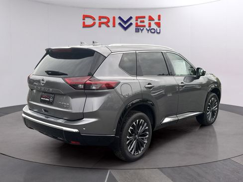 New 2026 Nissan Rogue Platinum w/ Tech Package AWD/4WD image 5