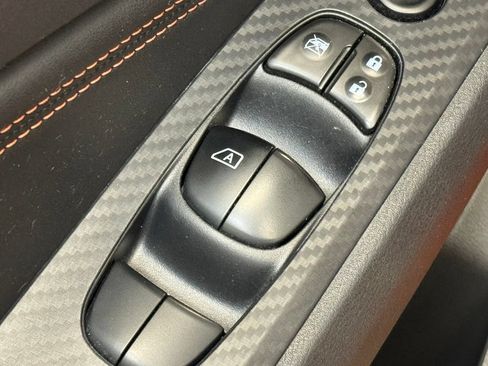 Used 2019 Nissan Altima 2.5 SR FWD image 11