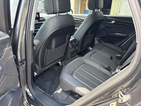 Used 2020 Audi Q5 2.0T Premium w/ Convenience Package AWD/4WD image 16