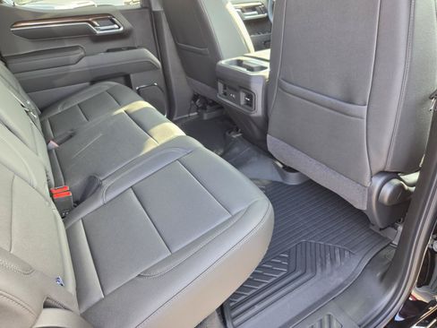 New 2026 Chevrolet Silverado 1500 LT Trail Boss w/ Convenience Package II AWD/4WD image 11