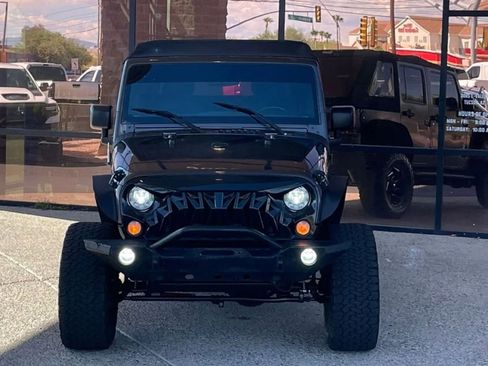 Used 2017 Jeep Wrangler Unlimited Sport image 23