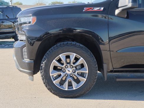 Used 2021 Chevrolet Silverado 1500 RST w/ Convenience Package II image 12