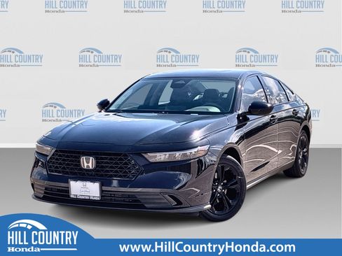 Certified 2025 Honda Accord SE image 1