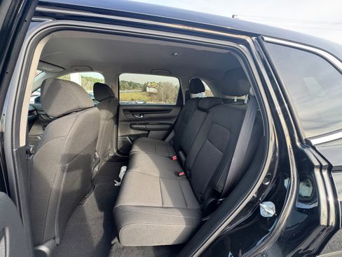 Used 2025 Honda CR-V LX image 9