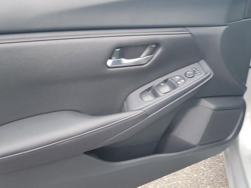 Certified 2023 Nissan Sentra SV image 11