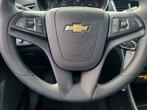 Used 2020 Chevrolet Trax LS w/ Tint and Cruise Package image 27