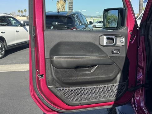 Used 2024 Jeep Wrangler Sahara w/ Safety Group image 14