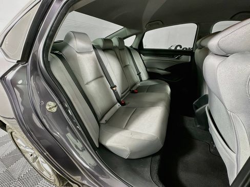 Used 2019 Honda Accord LX image 29