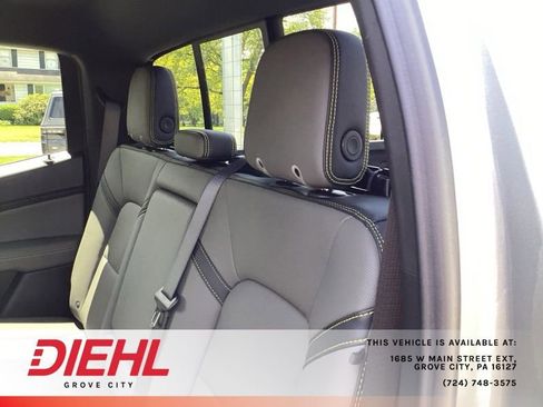 Used 2025 Chevrolet Colorado ZR2 AWD/4WD image 17