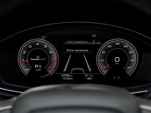 Used 2022 Audi Q5 2.0T Prestige w/ Prestige Package image 29