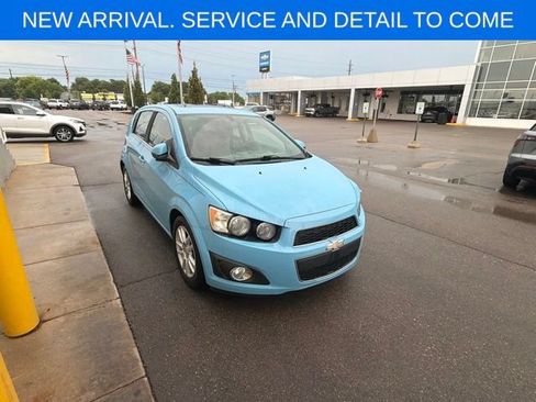 Used 2014 Chevrolet Sonic LT w/ Fun and Sun Package FWD image 6