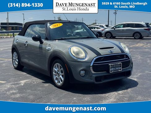 Used 2017 MINI Cooper S FWD image 1