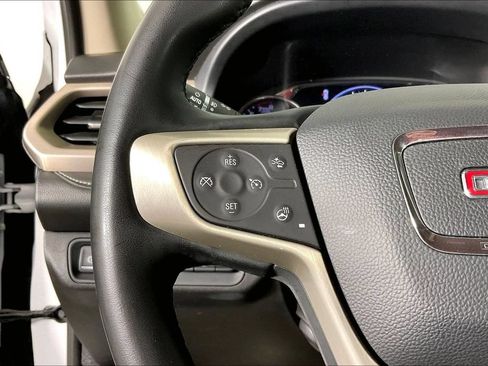 Used 2023 GMC Acadia Denali FWD image 23