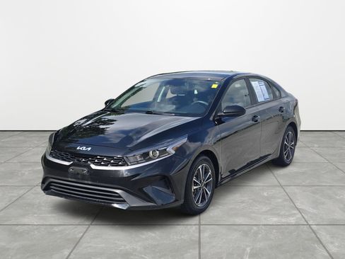Used 2024 Kia Forte LXS FWD image 8
