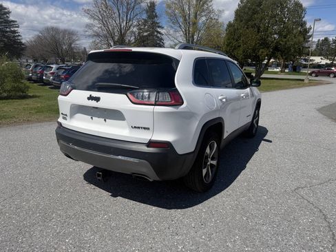 Used 2019 Jeep Cherokee Limited AWD/4WD image 5