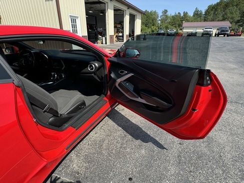 Used 2018 Chevrolet Camaro LT w/ RS Package image 28