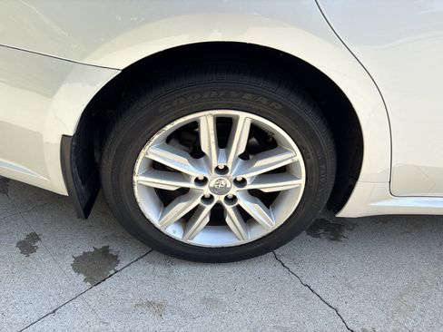 Used 2015 Toyota Avalon XLE Premium FWD image 36