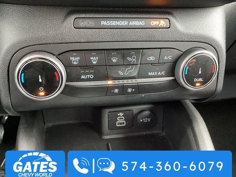 Used 2025 Ford Escape ST-Line image 17