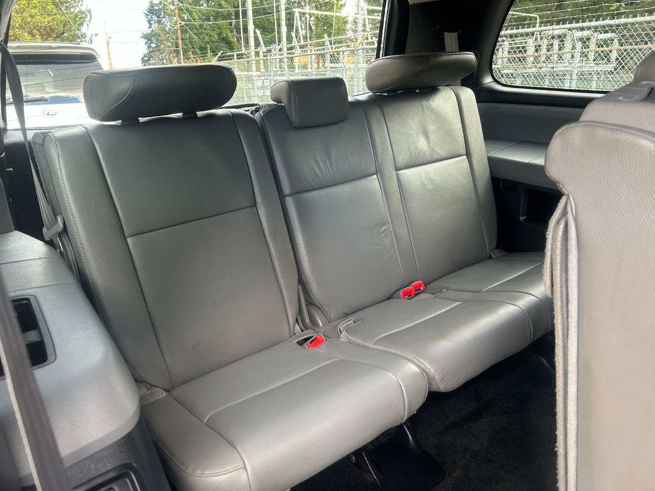 Used 2016 Toyota Sequoia SR5 w/ Premium Package AWD/4WD image 18