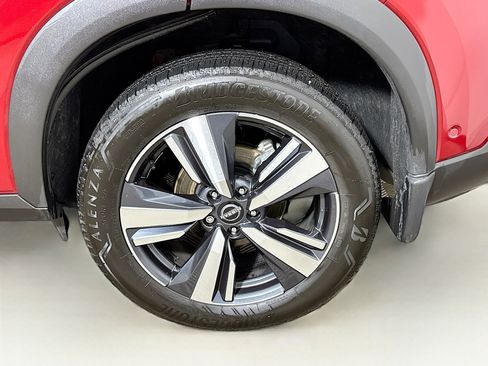 Used 2023 Nissan Rogue SL w/ SL Premium Package image 29