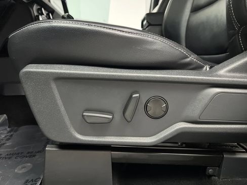 Used 2025 Ford Bronco Outer Banks AWD/4WD image 13
