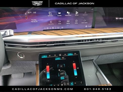 New 2026 Cadillac Escalade Platinum Luxury w/ LPO, Floor Liner Package image 3