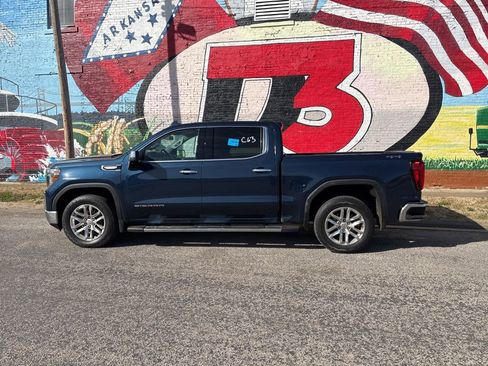 Used 2020 GMC Sierra 1500 SLT image 3