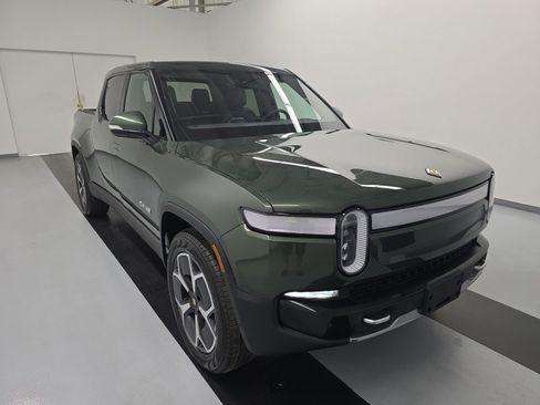 Used 2024 Rivian R1T Adventure AWD/4WD image 7