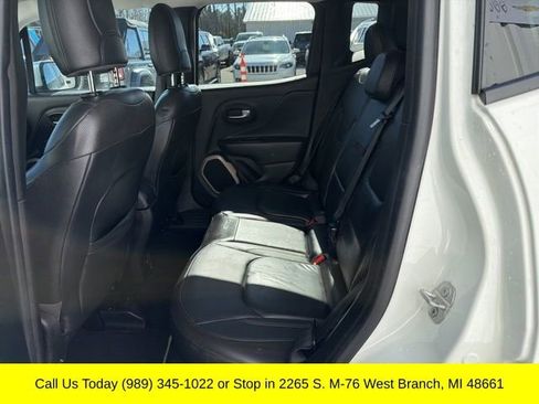Used 2015 Jeep Renegade Limited image 28