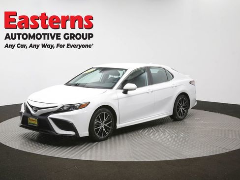 Used 2024 Toyota Camry SE FWD image 50