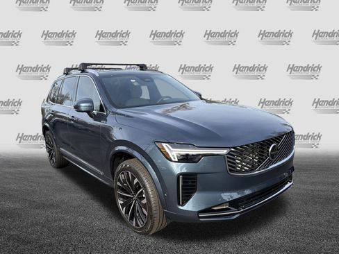 New 2026 Volvo XC90 T8 Plus w/ Protection Package Premier image 2